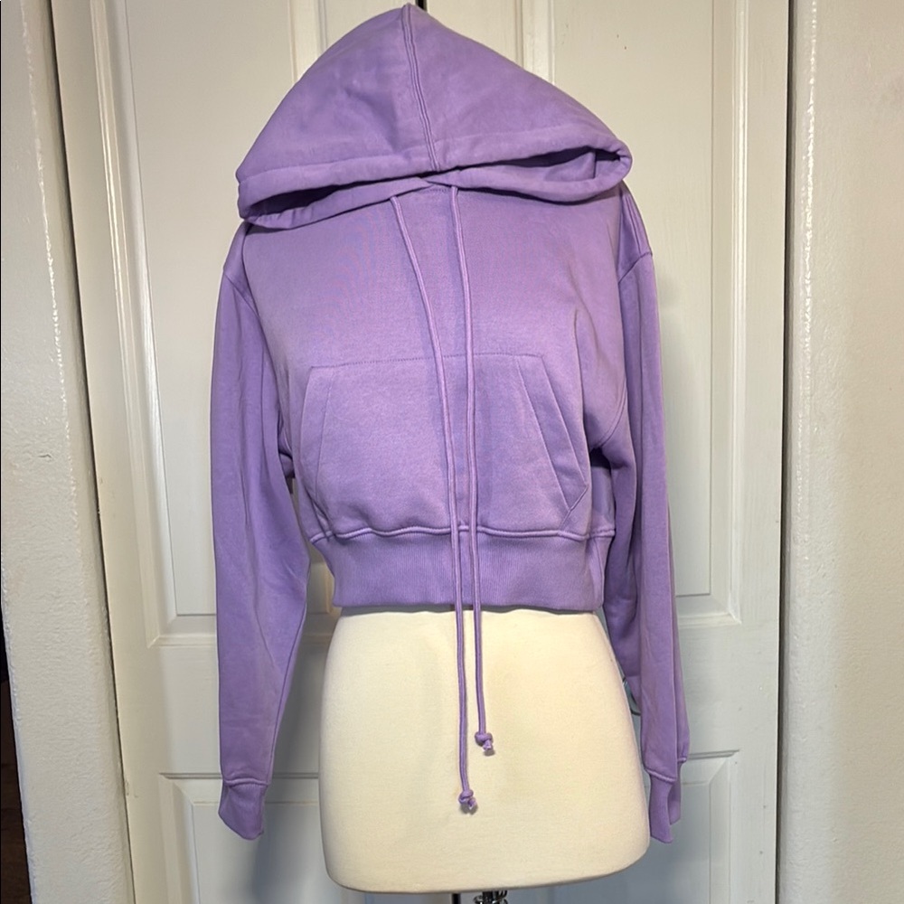ZARA.  Purple Cropped Hoodie